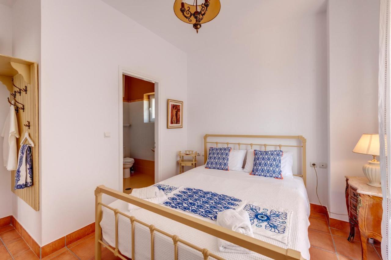 Cycladic Aura - Traditional Holiday Cottage Finikas  Dış mekan fotoğraf